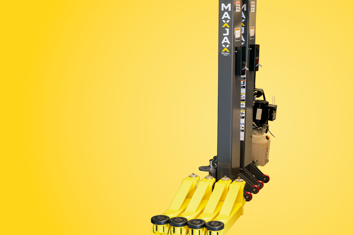 MaxJax ポータブル2柱リフト 省スペース設計